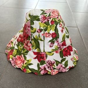 Floral Scallop Edge Bucket Hat